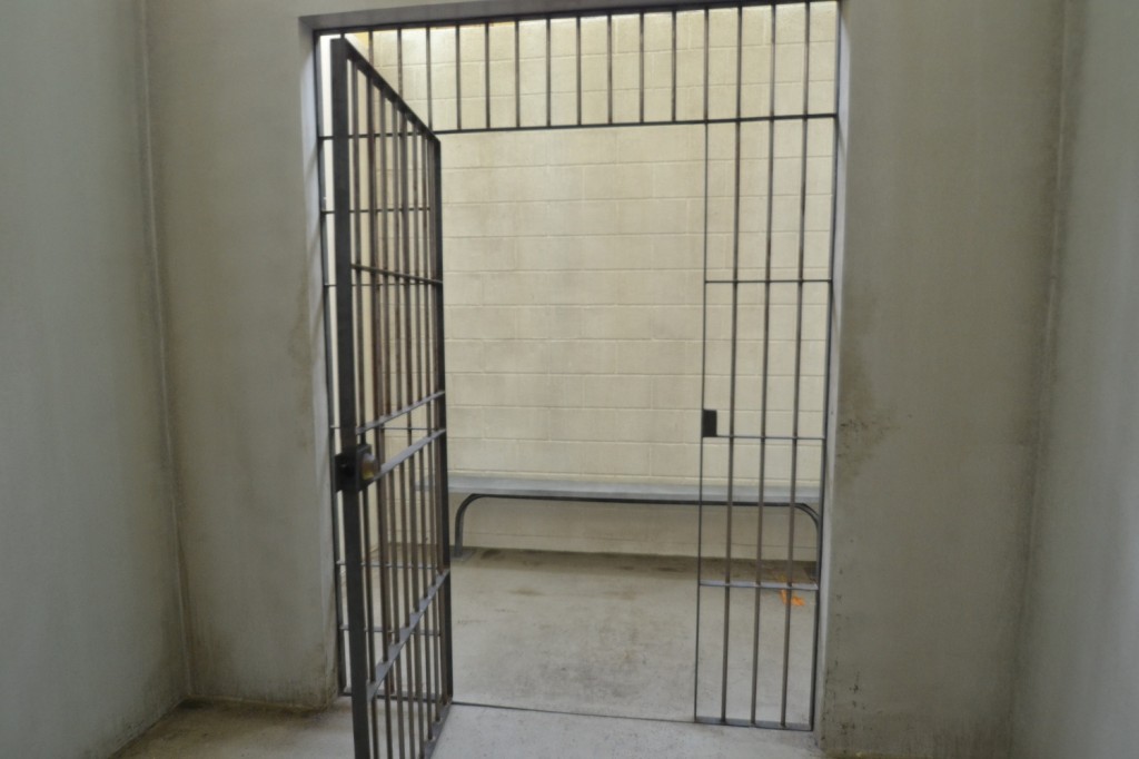 Jail-Holding-Cell-Los-Angeles-Filming-Location